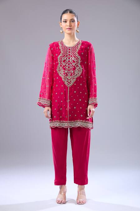 Shop_Ridhi Mehra_Pink Embroidery Round Neck Floral Kurta Set _Online_at_Aza_Fashions
