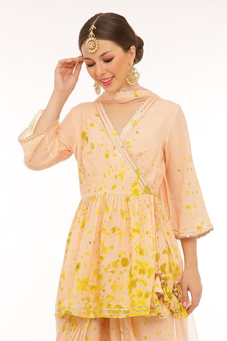 Shop_Preevin_Peach Cotton, Tulle, Net V-neck And Neon Green Peplum Kurta Set _Online_at_Aza_Fashions