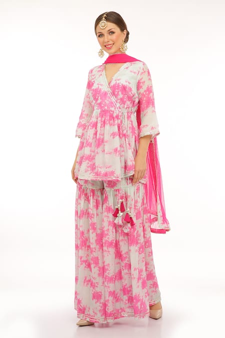 Preevin_Pink Cotton, Tulle Tassels V-neck Printed Peplum Kurta Set _Online_at_Aza_Fashions
