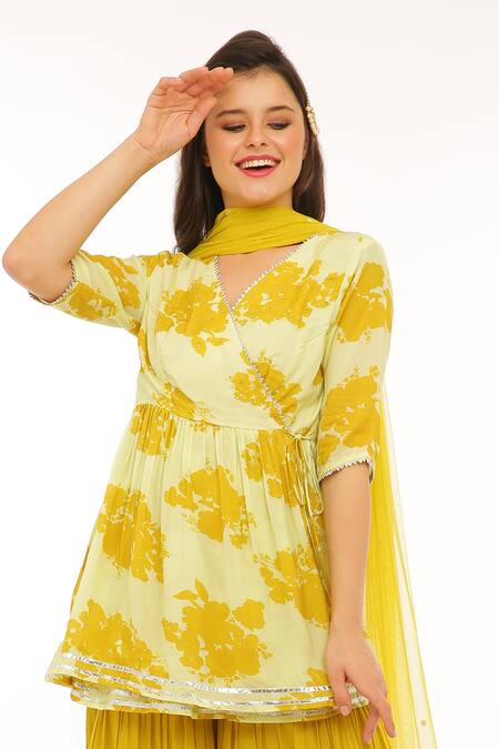 Shop_Preevin_Yellow Cotton, Tulle, Net V-neck Floral Peplum Kurta Set _Online_at_Aza_Fashions