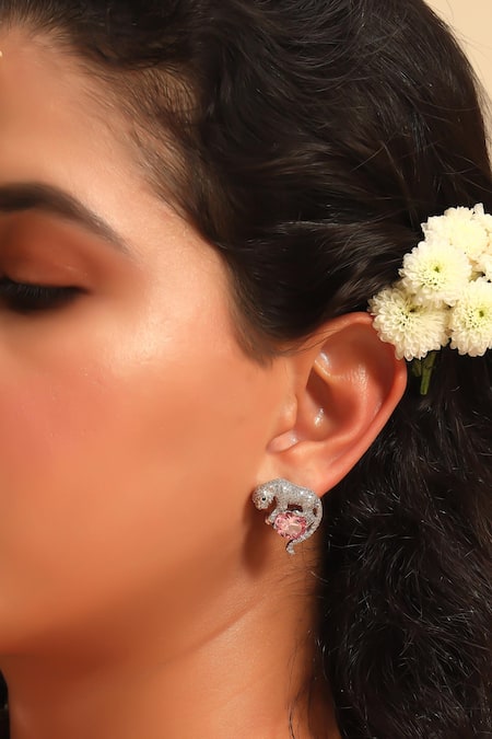 MODARTA Diamond Studded Tiger Design Earrings 