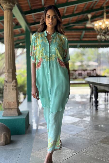 Basil Leaf_Aqua Chiffon, Linen, Silk Sequins, Embroidery Collared Printed Kurta Set _Online_at_Aza_Fashions