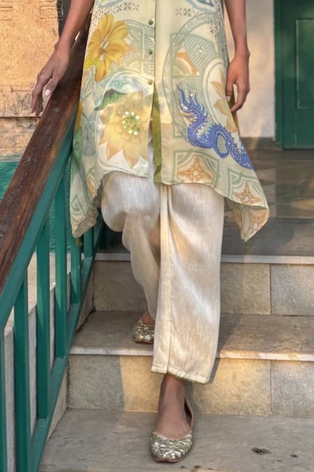 Basil Leaf_Beige Chiffon, Linen Split V-neck Printed Kurta Set _Online_at_Aza_Fashions