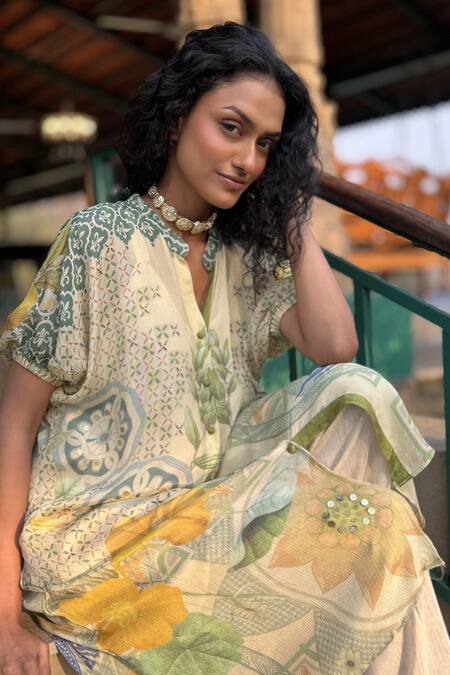 Shop_Basil Leaf_Beige Chiffon, Linen Split V-neck Printed Kurta Set _Online_at_Aza_Fashions