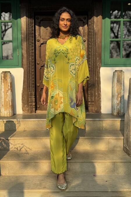 Buy Basil Leaf Lavender Crepe Embroidery Split V-neck Printed Lime Kurta Set Online at Aza Fashions Buy_Basil Leaf_Lavender Crepe Embroidery Split V-neck Printed Lime Kurta Set_Online_at_Aza_Fashions