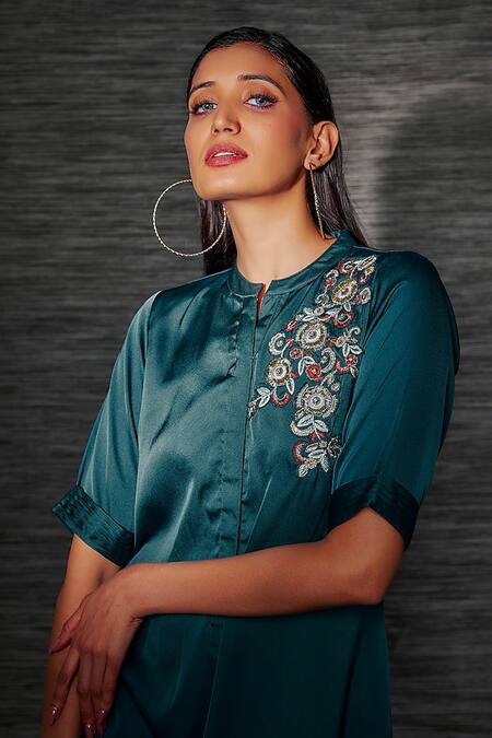 Mehak Murpana Blue Satin Embroidery Mandarin Collar Milano Jumpsuit Online at Aza Fashions Mehak Murpana_Blue Satin Embroidery Mandarin Collar Milano Jumpsuit _Online_at_Aza_Fashions