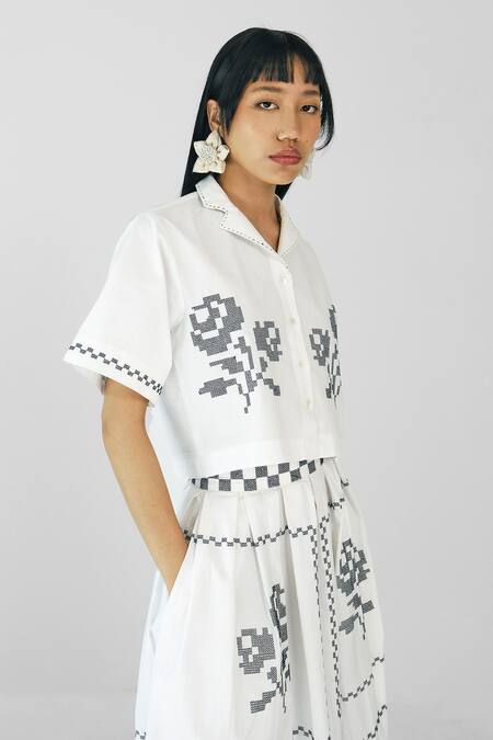Buy Merakus White Cotton Embroidery Collared Cross Stitch Skirt Set Online at Aza Fashions Buy_Merakus_White Cotton Embroidery Collared Cross Stitch Skirt Set _Online_at_Aza_Fashions