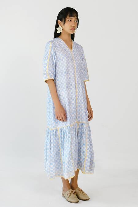 Merakus_Blue Cotton V-neck Checks Applique Midi Dress _Online_at_Aza_Fashions