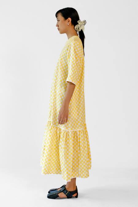 Merakus_Yellow Cotton V-neck Checks Applique Dress _Online_at_Aza_Fashions