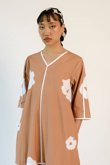 Buy_Merakus_Brown Cotton Applique V-neck Poppy Midi Dress _Online_at_Aza_Fashions