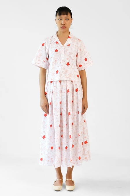 Merakus_White Cotton Collared And Red Printed Shirt Skirt Set _Online_at_Aza_Fashions