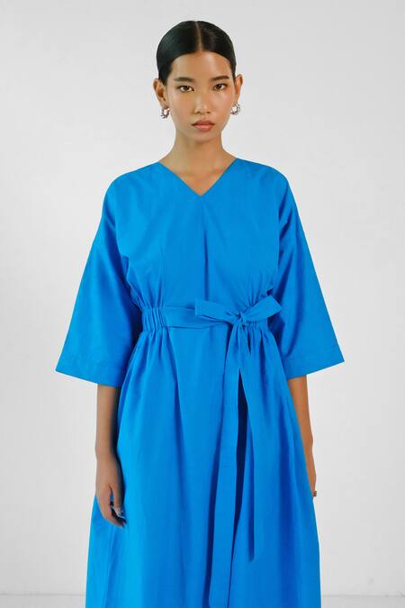 Merakus_Blue Cotton V-neck Elastic Waist Belt Dress _Online_at_Aza_Fashions