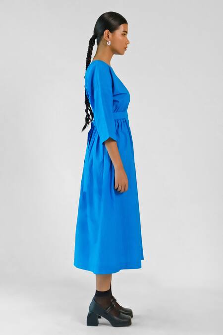 Buy_Merakus_Blue Cotton V-neck Elastic Waist Belt Dress _Online_at_Aza_Fashions