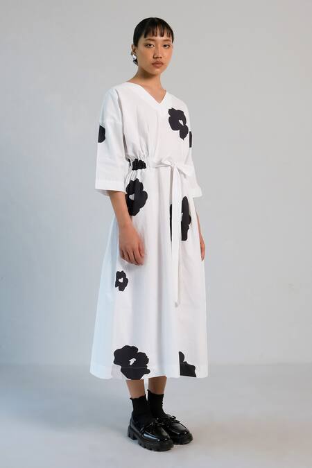 Merakus_White Cotton V-neck Black Poppy Midi Dress _Online_at_Aza_Fashions