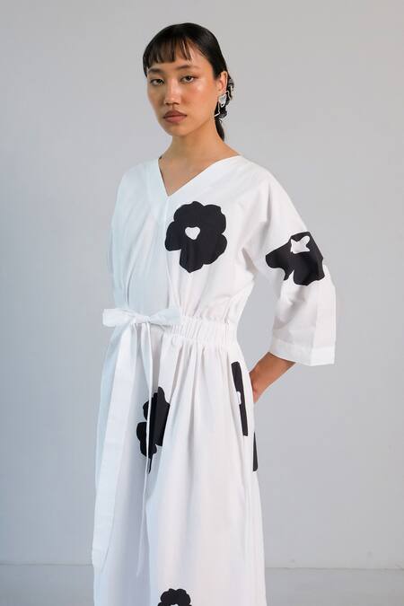 Buy_Merakus_White Cotton V-neck Black Poppy Midi Dress _Online_at_Aza_Fashions