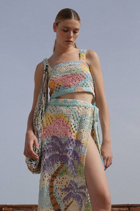 Buy_NOIB_Multi Color Cotton Square Neck Crochet Crop Top 