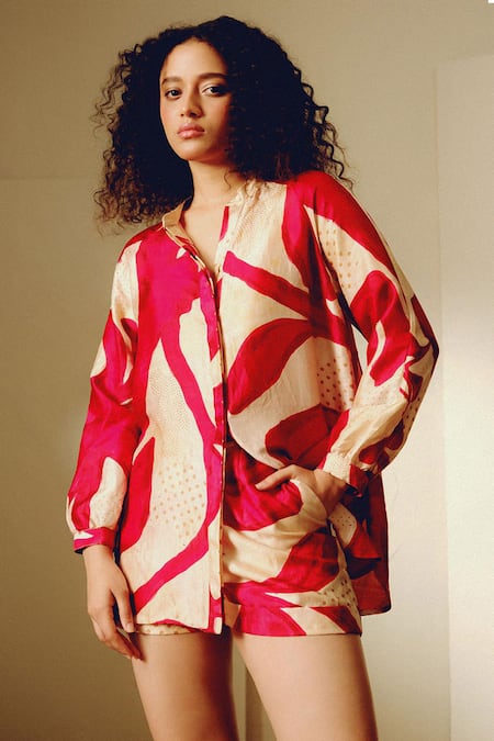 Shop_Kavya Singh Kundu_Red Collared Designer Leah Short Set _Online_at_Aza_Fashions