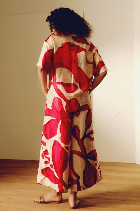 Kavya Singh Kundu Handwoven Mulberry Silk Pant Set 