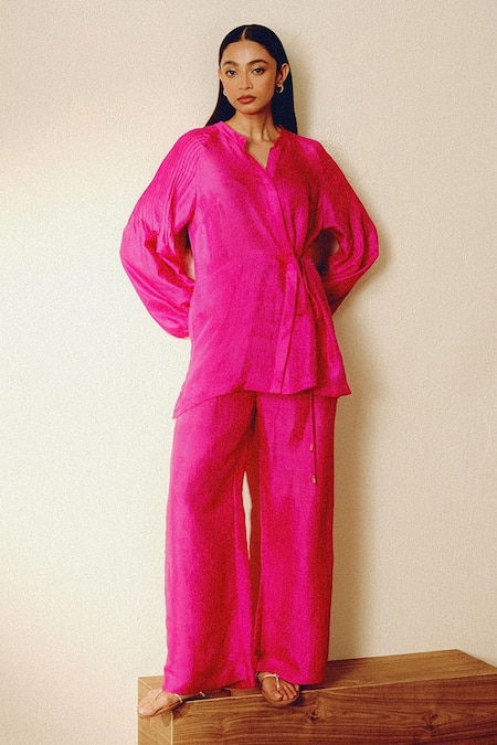 Shop Kavya Singh Kundu Pink Collared Fio Handwoven Mulberry Silk Shirt Online at Aza Fashions Shop_Kavya Singh Kundu_Pink Collared Fio Handwoven Mulberry Silk Shirt _Online_at_Aza_Fashions