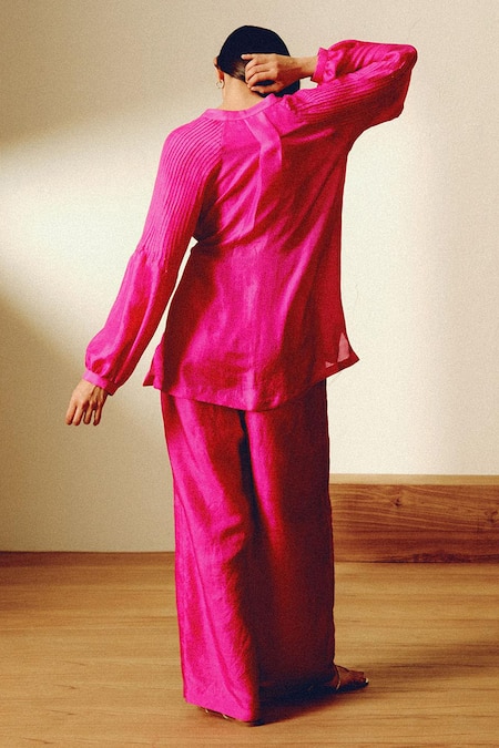 Kavya Singh Kundu Fio Handwoven Mulberry Silk Shirt 