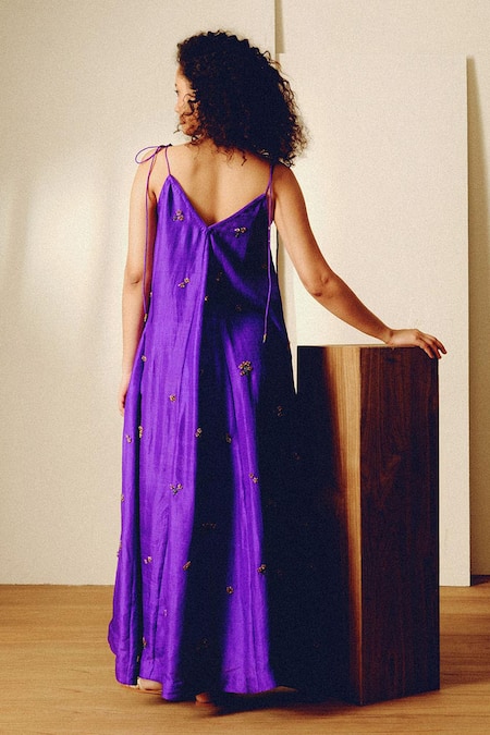 Kavya Singh Kundu Plume Floral Embroidered Dress 