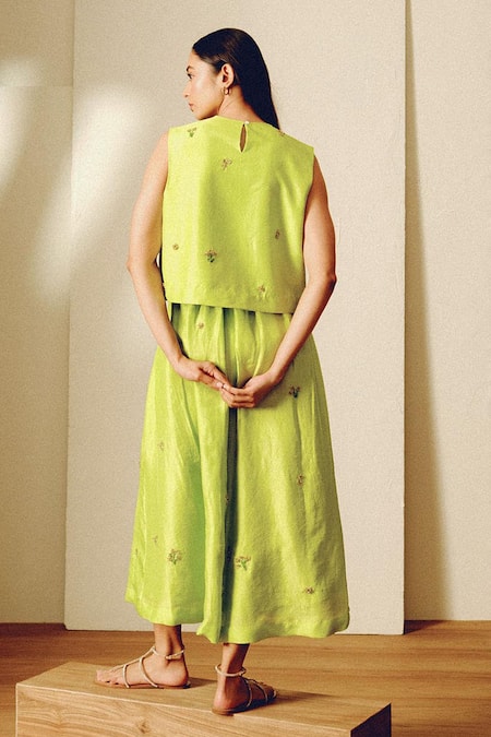 Kavya Singh Kundu Green Handwoven Silk Clara Set 