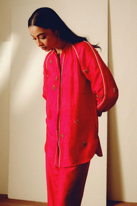 Kavya Singh Kundu Red Embroidery Mandarin Collar Handwoven Silk Pant Set Online at Aza Fashions Kavya Singh Kundu_Red Embroidery Mandarin Collar Handwoven Silk Pant Set _Online_at_Aza_Fashions