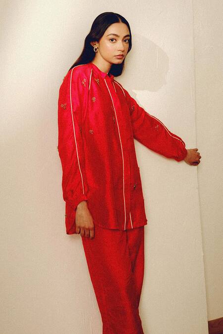 Buy Kavya Singh Kundu Red Embroidery Mandarin Collar Handwoven Silk Pant Set Online at Aza Fashions Buy_Kavya Singh Kundu_Red Embroidery Mandarin Collar Handwoven Silk Pant Set _Online_at_Aza_Fashions