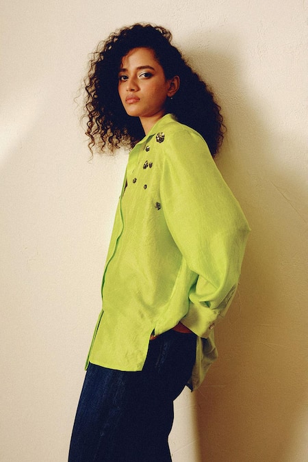 Kavya Singh Kundu_Green Embroidery Collared Boa Floral Embellished Shirt _Online_at_Aza_Fashions