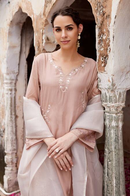 Shop_Seher Jaipur_Pink Embroidery V-neck Mahi Kurta Set _Online_at_Aza_Fashions