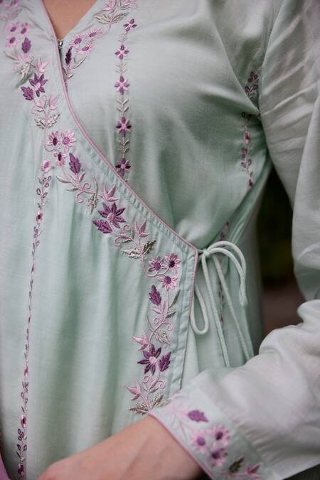 Shop_Seher Jaipur_Green Embroidery V-neck Adya Kurta Set_Online_at_Aza_Fashions