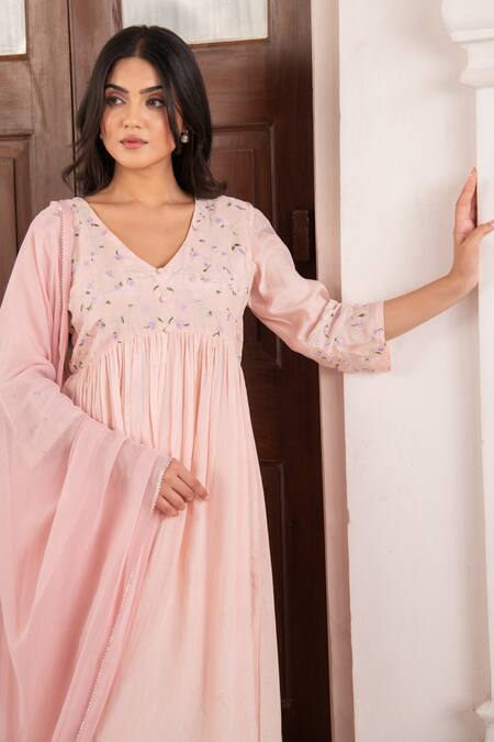 Shop Seher Jaipur Pink Embroidery V-neck Zinath Kurta Set Online at Aza Fashions Shop_Seher Jaipur_Pink Embroidery V-neck Zinath Kurta Set _Online_at_Aza_Fashions