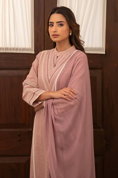 Seher Jaipur Mauve Embroidery Muslin Silk Amira Kurta Set Online at Aza Fashions Seher Jaipur_Mauve Embroidery Muslin Silk Amira Kurta Set _Online_at_Aza_Fashions