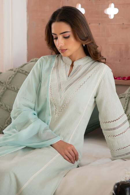 Buy_Seher Jaipur_Mint Embroidery, Lace Mandarin Collar Green Amira Kurta Set _Online_at_Aza_Fashions