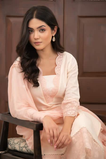 Buy_Seher Jaipur_Peach Embroidery Light Naima Kurta Set 