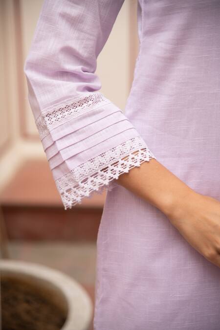 Seher Jaipur_Purple Lace, Embroidery Split V-neck Fiha Muslin Silk Kurta Set_at_Aza_Fashions