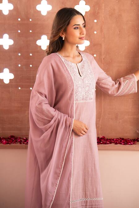 Seher Jaipur_Mauve Muslin Embroidery Split V-neck Silk Inayat Kurta Set _Online_at_Aza_Fashions