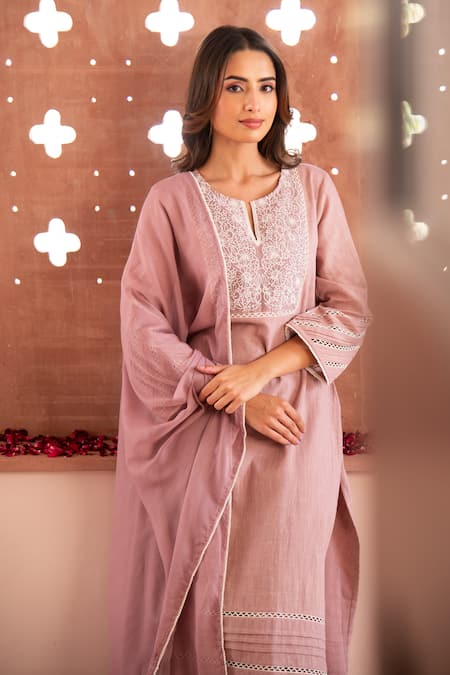 Buy_Seher Jaipur_Mauve Muslin Embroidery Split V-neck Silk Inayat Kurta Set _Online_at_Aza_Fashions