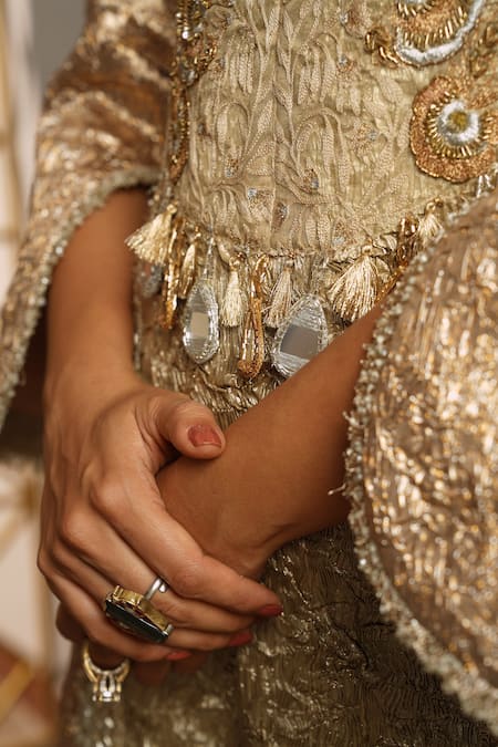 Buy_Aditi Somani_Gold Embroidery, Mirrors Split V-neck Gota Kurta Set _Online_at_Aza_Fashions