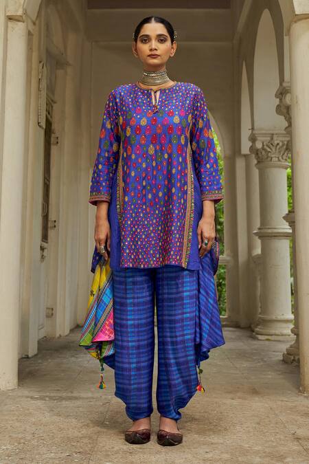 Shraddha Rambhia_Blue Silk Embroidery Round Neck Printed Kurta Set With Dhoti Pant_Online_at_Aza_Fashions