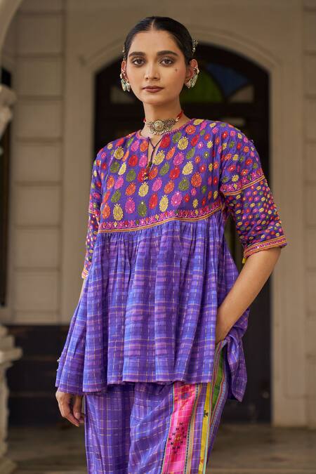 Shraddha Rambhia Purple Silk Embroidery Round Neck Printed Kurta Set Online at Aza Fashions Shraddha Rambhia_Purple Silk Embroidery Round Neck Printed Kurta Set_Online_at_Aza_Fashions
