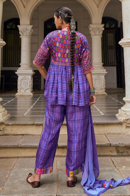 Shraddha Rambhia Purple Silk Embroidery Round Neck Printed Kurta Set at Aza Fashions Shraddha Rambhia_Purple Silk Embroidery Round Neck Printed Kurta Set_at_Aza_Fashions