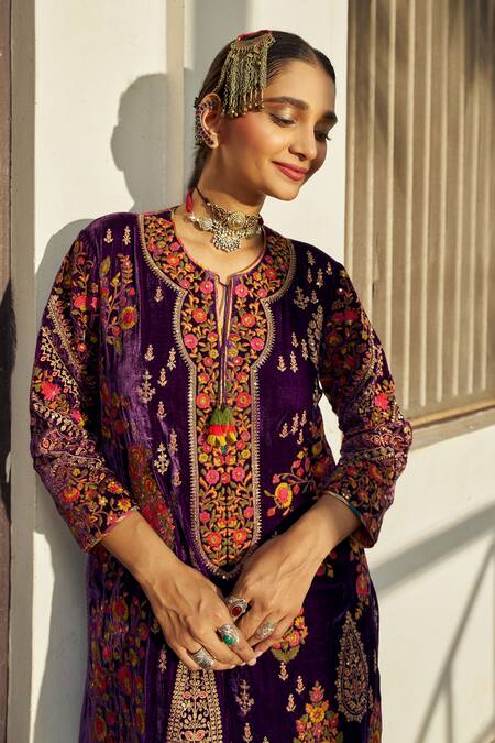 Shop_Shraddha Rambhia_Purple Velvet Embroidery Round Neck Kurta Set_Online_at_Aza_Fashions