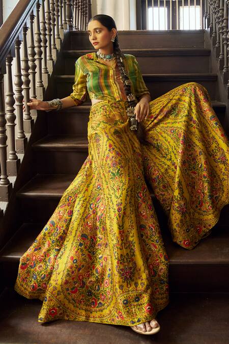 Buy_Shraddha Rambhia_Multi Color Silk Embroidery Collared Yellow Printed Kurta Set