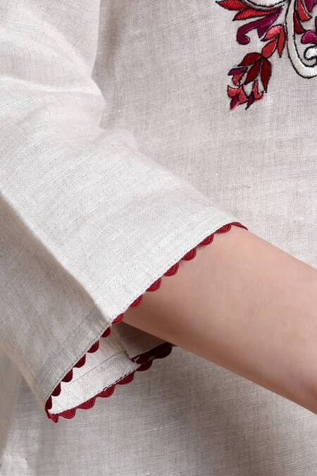 Shop_Bhairavi Jaikishan_Beige Linen Embroidery Mandarin Collar Kurta 