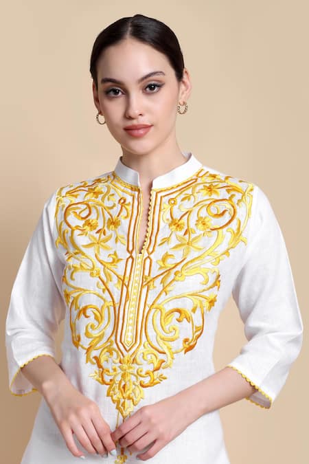 Buy_Bhairavi Jaikishan_White Linen Embroidery Mandarin Collar Kurta 