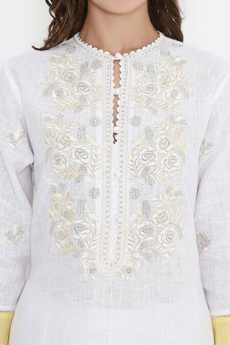 Bhairavi Jaikishan_White Linen Embroidery Round Neck And Yellow Kurta Set _at_Aza_Fashions
