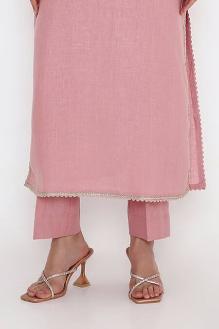 Buy_Bhairavi Jaikishan_Pink Linen Embroidery Round Neck Kurta Set _Online_at_Aza_Fashions