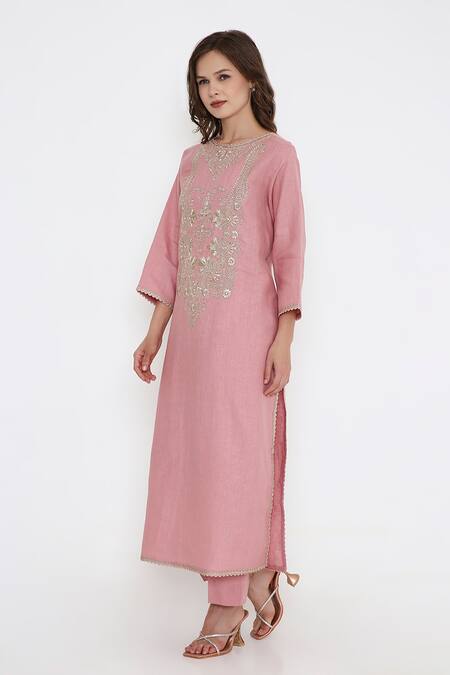 Shop_Bhairavi Jaikishan_Pink Linen Embroidery Round Neck Kurta Set _Online_at_Aza_Fashions