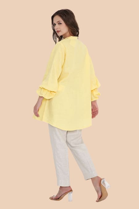 Bhairavi Jaikishan Embroidered Yellow Linen Kurta 